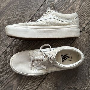 Vans Old Skool PLATFORM Tonal logo sneakers size 8